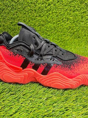 Adidas Trae Young 3 Boys Size 7Y Crimson Black Running Basketball Shoes Sneaker